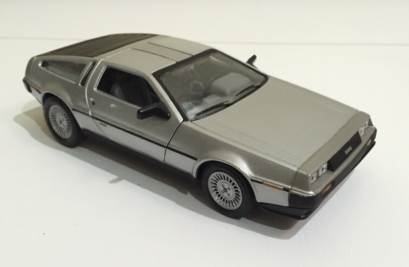 Illustration for article titled It's a DeLorean DMC-12 kind of Christmas